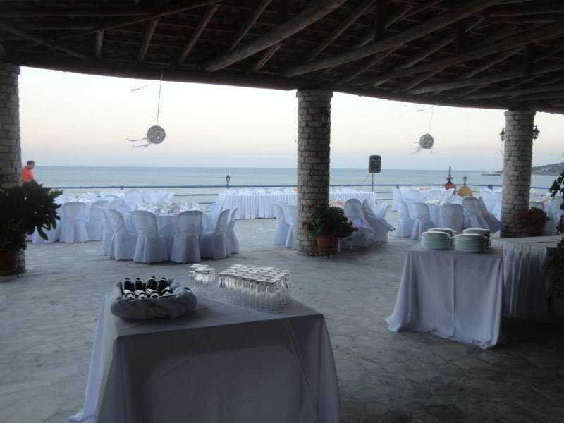 De La Koroni (Messinia)